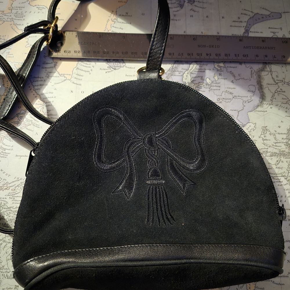 LoPez Elegant Black Suede Bow-Embroidered Women's Bag